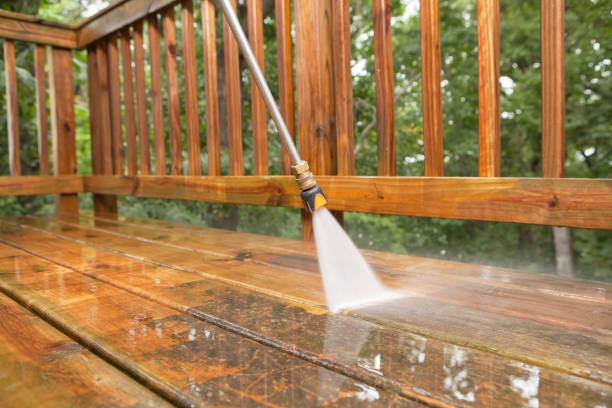 Why Choose Our Certified Pressure Washing Experts for Your Project Needs in Gulfport, FL?